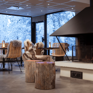 Lapland Hotels Sky Ounasvaara lobby